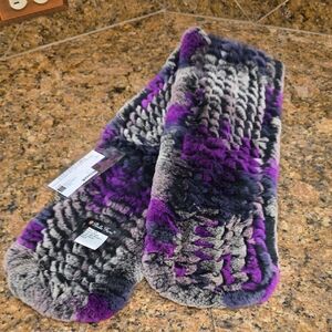 NWT Belle Fare Knitted Rex Rabbit Pull Thru Scarf